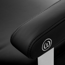 Frisörstol / barberarstol OMEGA Astra Plus svart